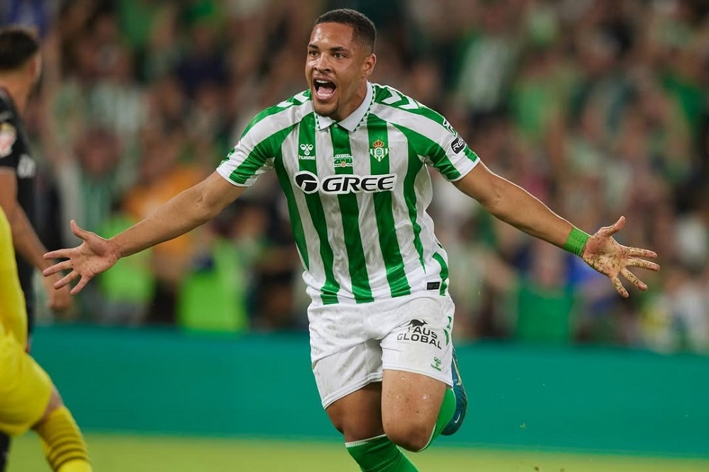 vitor-roque.jpg